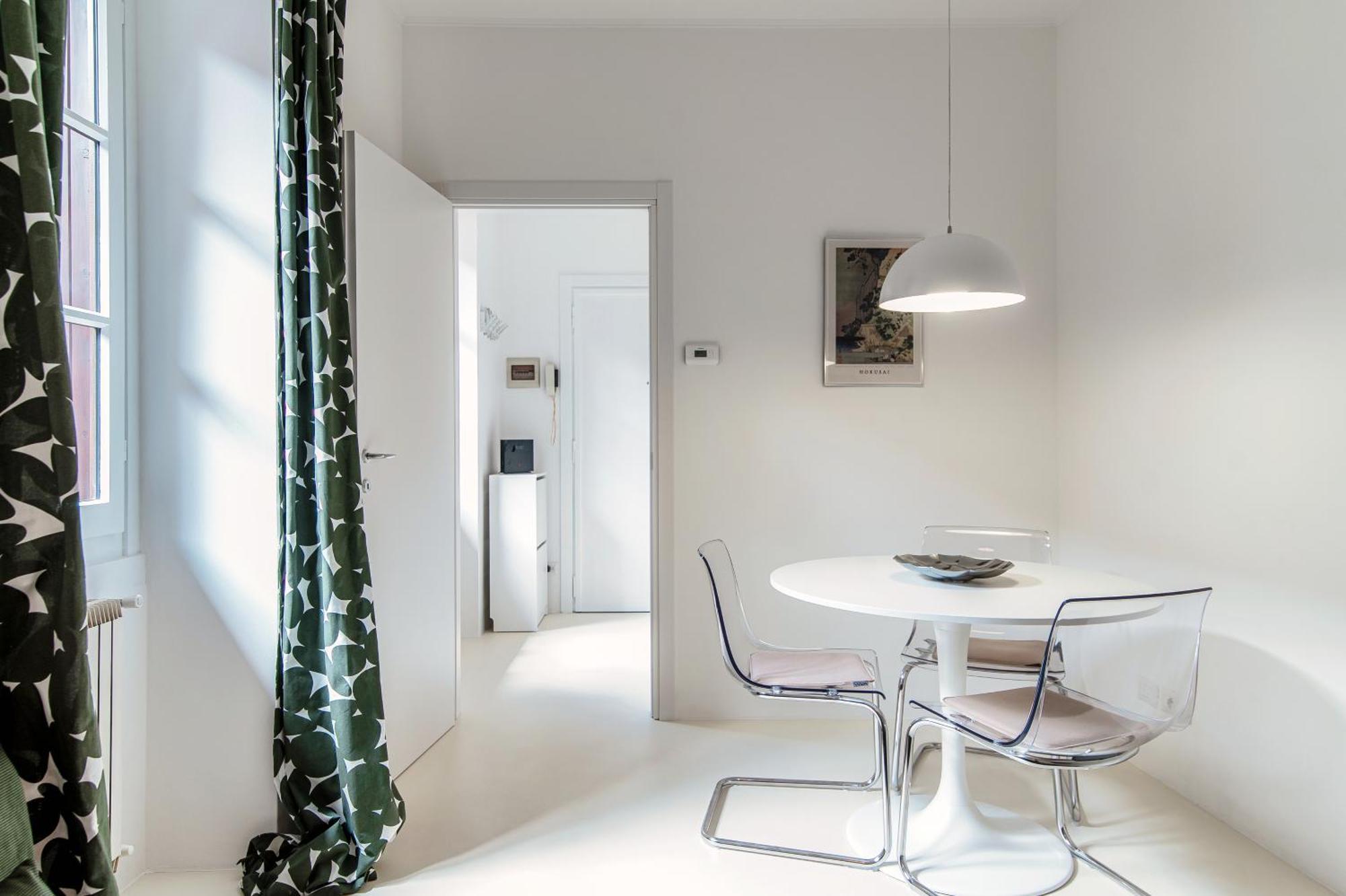 Giuliny Lovely Flat - The House Of Travelers Como Exterior photo