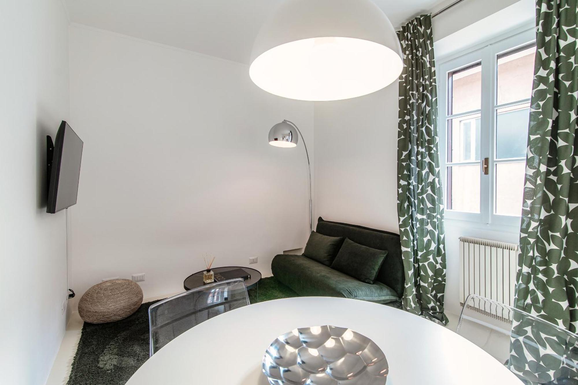 Giuliny Lovely Flat - The House Of Travelers Como Exterior photo