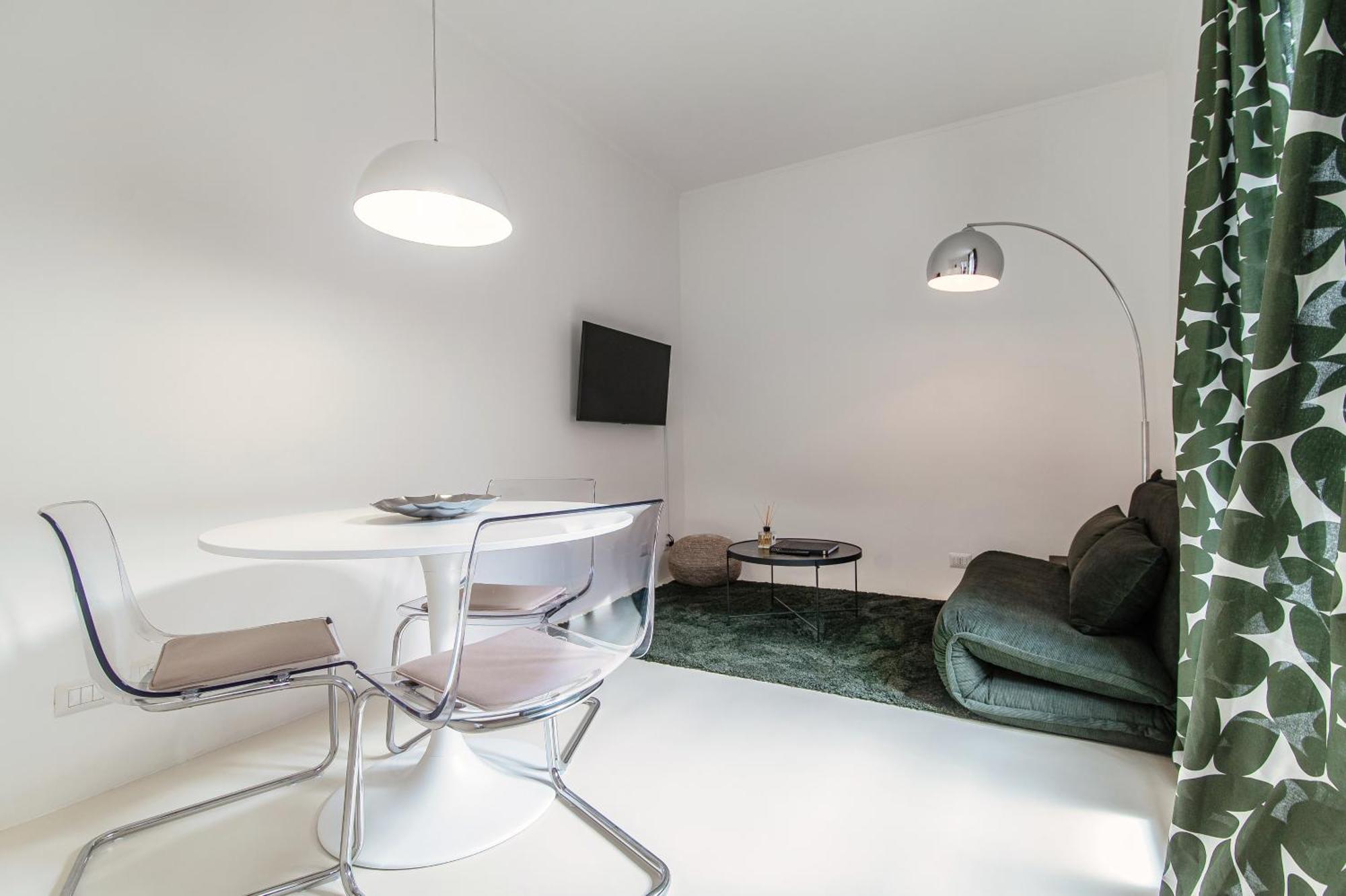 Giuliny Lovely Flat - The House Of Travelers Como Exterior photo