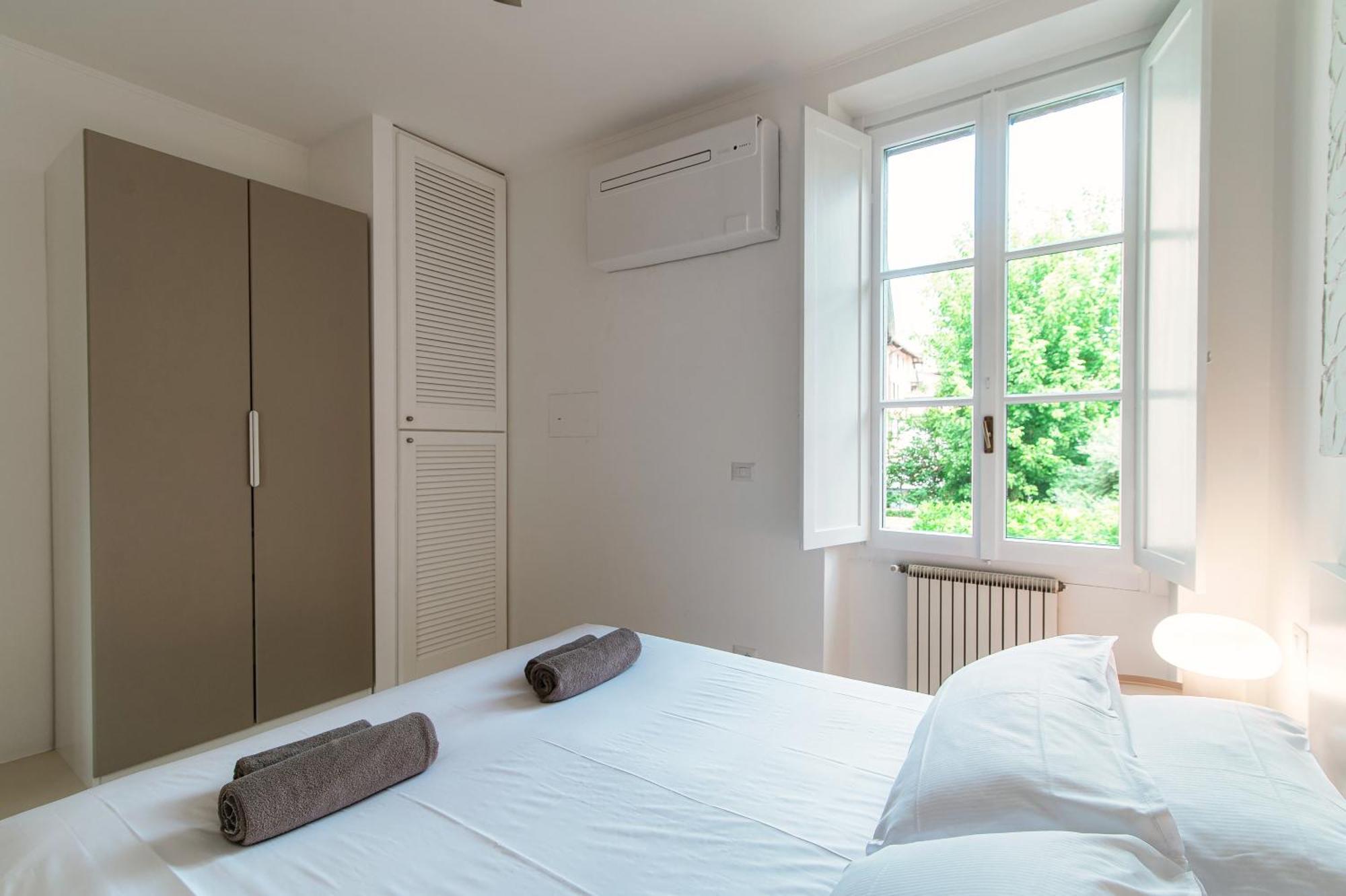 Giuliny Lovely Flat - The House Of Travelers Como Exterior photo